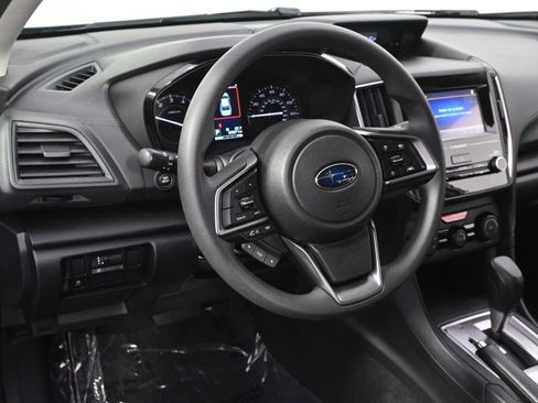 Used 2019 Subaru Impreza 2.0i w/ Eyesight image 11