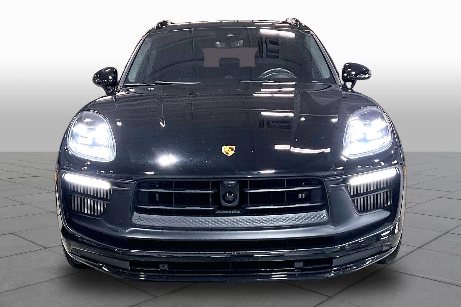 Used 2023 Porsche Macan GTS AWD/4WD image 3