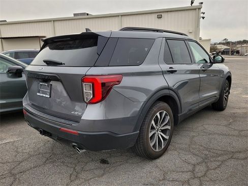 Used 2022 Ford Explorer ST-Line w/ Class IV Trailer Tow Package image 7