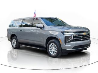 Used 2026 Chevrolet Suburban LT RWD video 2