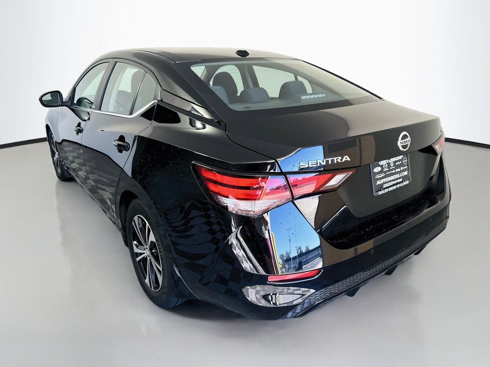 Used 2021 Nissan Sentra SV FWD image 5