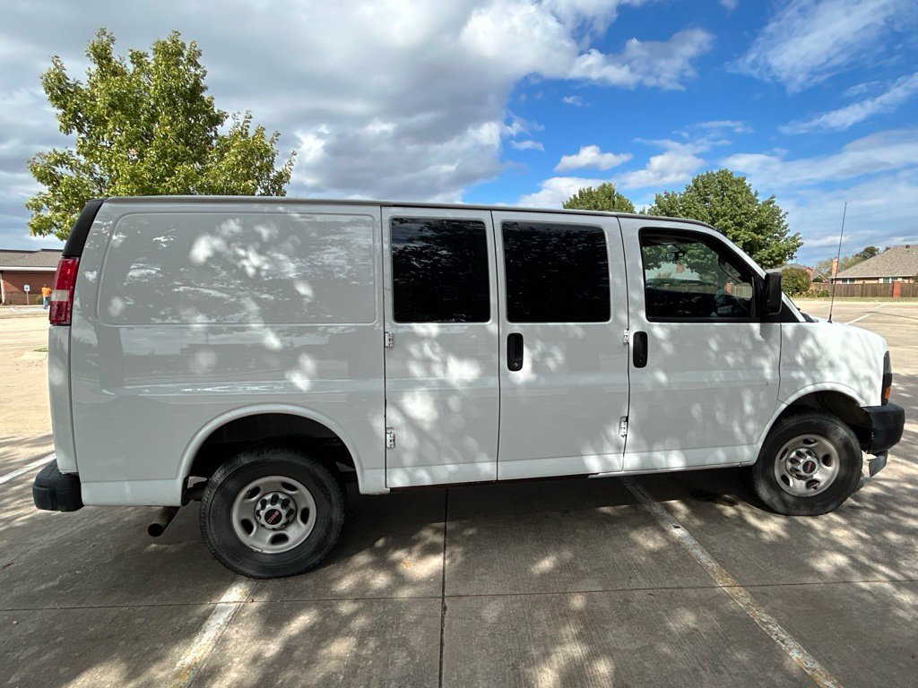Used 2023 GMC Savana 2500 w/ Driver Convenience Package RWD image 11