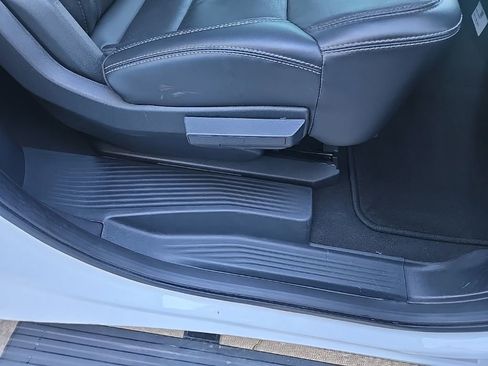 Used 2025 Ford Expedition Max Platinum image 97