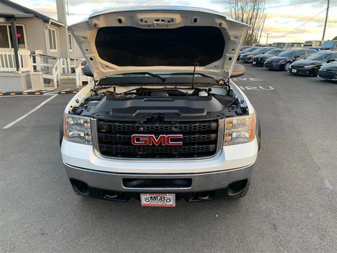 Used 2011 GMC Sierra 3500 W/T w/ Snow Plow Prep Package image 35