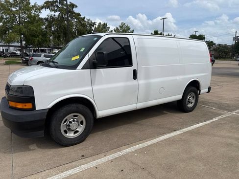 Used 2019 Chevrolet Express 2500 w/ Driver Convenience Package RWD image 1