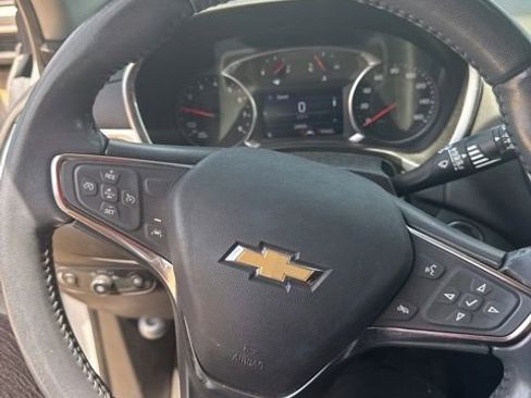 Certified 2021 Chevrolet Equinox LT FWD image 17