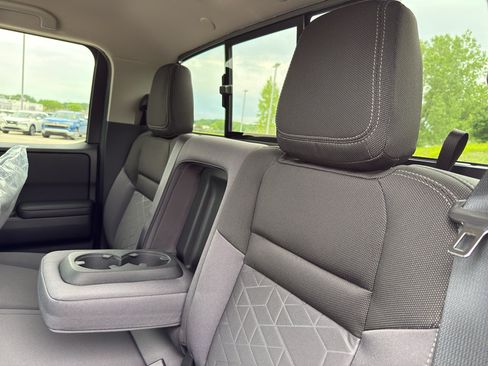 New 2026 Nissan Frontier SV AWD/4WD image 34