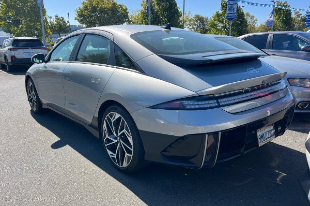 Used 2024 Hyundai Ioniq 6 SEL RWD image 6