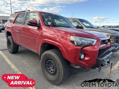 Used 2018 Toyota 4Runner SR5 Premium AWD/4WD image 16