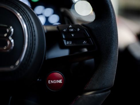 Used 2022 Bugatti Chiron Pur Sport image 30