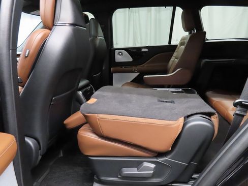 Used 2023 Lincoln Aviator Reserve w/ Equipment Group 201A image 52