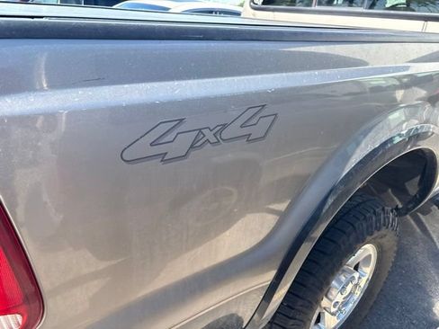 Used 2005 Ford F250 Lariat AWD/4WD image 14