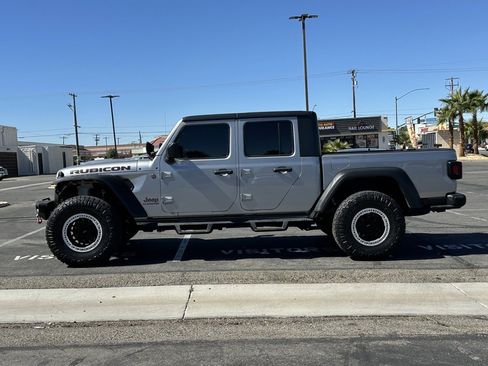 Used 2020 Jeep Gladiator Rubicon image 4