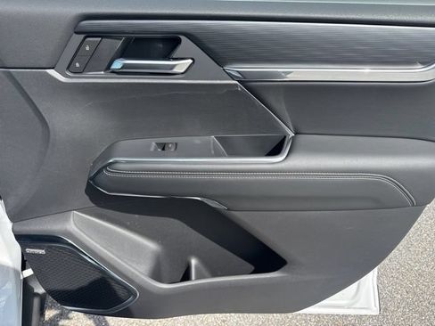 New 2026 GMC Acadia Elevation w/ LPO, Floor Liner Package AWD/4WD image 27