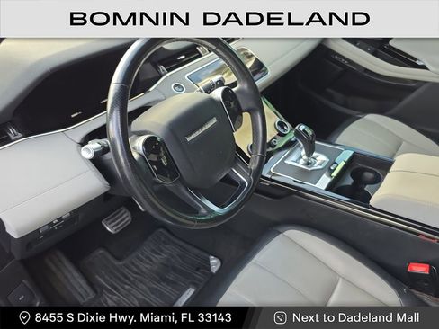 Used 2020 Land Rover Range Rover Evoque R-Dynamic SE image 16