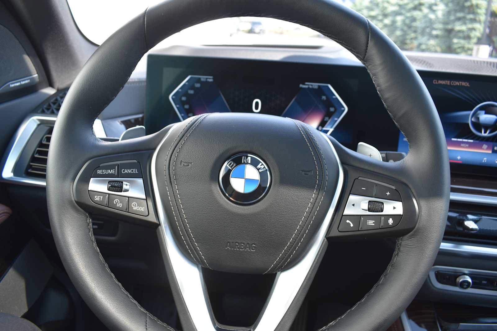 Used 2026 BMW X5 xDrive40i AWD/4WD image 12