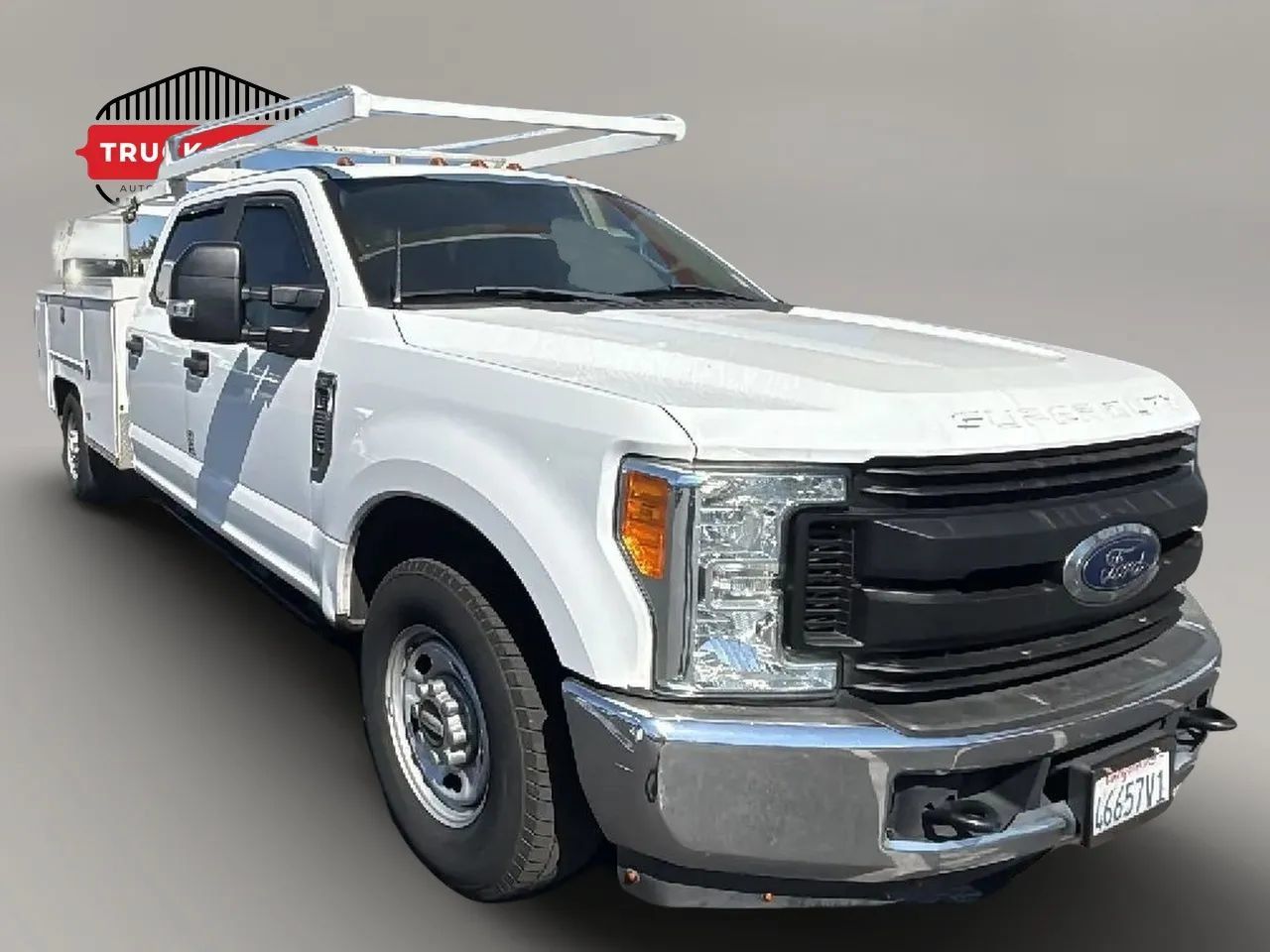 Used 2017 Ford F350 XL w/ Power Equipment Group RWD image 4