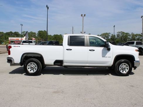Used 2025 Chevrolet Silverado 2500 W/T w/ WT/CX Safety Package AWD/4WD image 13