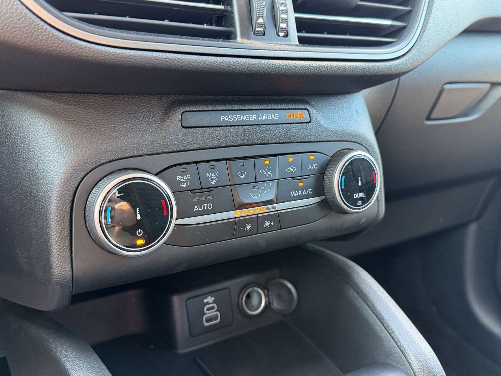 Used 2025 Ford Escape Active FWD image 23