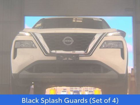 Used 2023 Nissan Rogue S image 6