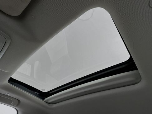 Certified 2024 Honda CR-V EX image 21