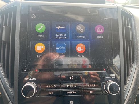 Used 2022 Subaru Crosstrek 2.5i Sport w/ Moonroof Package image 16