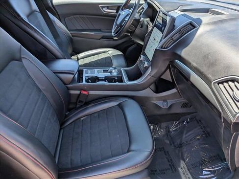 Used 2024 Ford Edge ST-Line AWD/4WD image 20