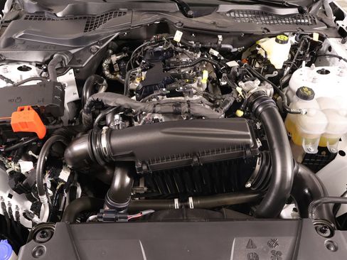 Used 2024 Ford Mustang Coupe RWD image 17