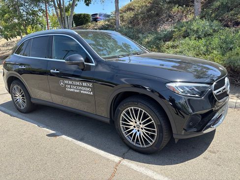 Certified 2026 Mercedes-Benz GLC 300 image 1