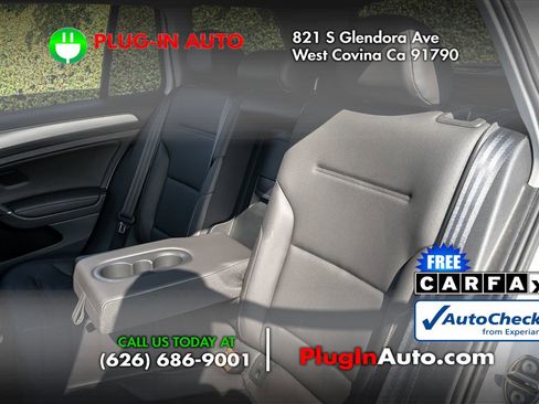 Used 2015 Volkswagen Golf S image 10