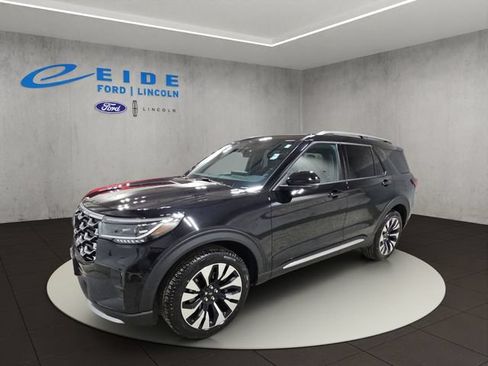 Certified 2026 Ford Explorer Platinum w/ LUX Leather Package AWD/4WD image 5