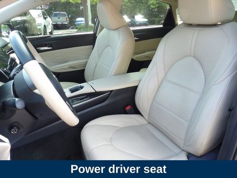 Used 2020 Toyota Avalon Limited FWD image 10