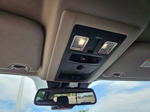 Used 2016 RAM 1500 Laramie w/ Convenience Group AWD/4WD image 19