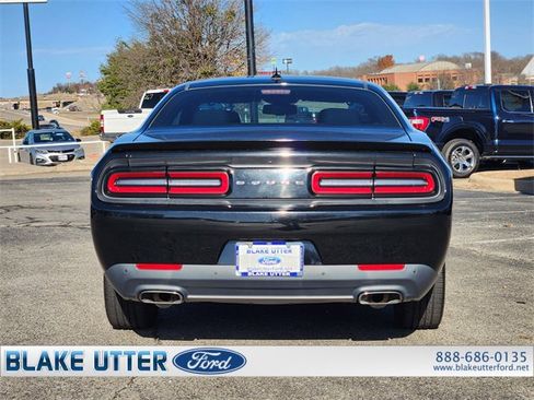 Used 2015 Dodge Challenger SXT w/ Super Sport Group (SS/T) image 6