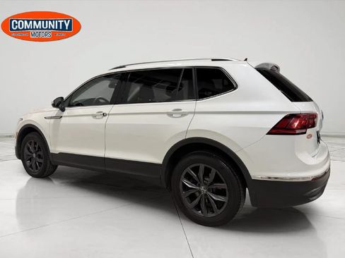 Used 2023 Volkswagen Tiguan SE AWD/4WD image 5
