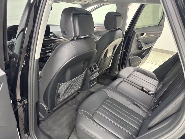 Used 2023 Audi Q5 2.0T Premium w/ Convenience Package AWD/4WD image 23