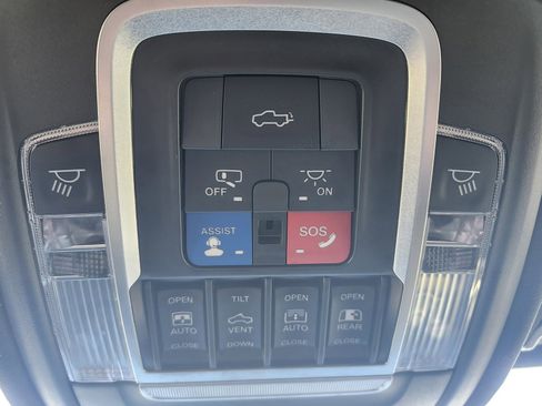 Used 2020 RAM 1500 Laramie w/ Sport Appearance Package image 20