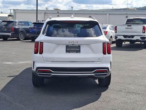 Certified 2023 Kia Sorento SX AWD/4WD image 5