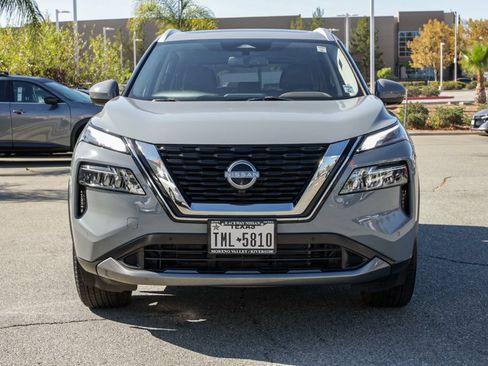 Used 2023 Nissan Rogue SL w/ SL Premium Package FWD image 11