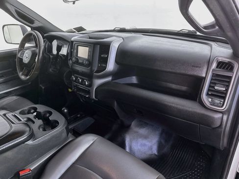 Used 2022 RAM 2500 Tradesman w/ Chrome Appearance Group AWD/4WD image 30