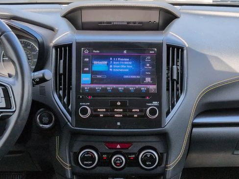 Used 2021 Subaru Crosstrek 2.5i Sport w/ Moonroof Package AWD/4WD image 17