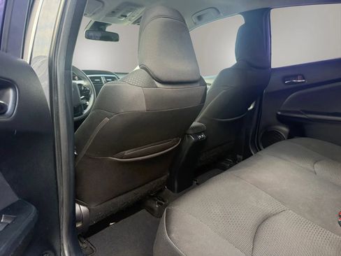 Used 2019 Toyota Prius LE w/ Carpet Mat Package FWD image 30