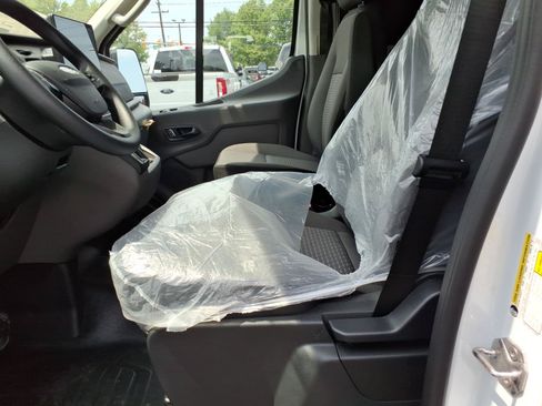 New 2026 Ford Transit 250 148 Medium Roof w/ Load Area Protection Package RWD image 13