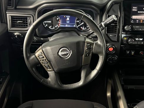 Used 2024 Nissan Titan SV w/ SV Bronze Edition Package image 12