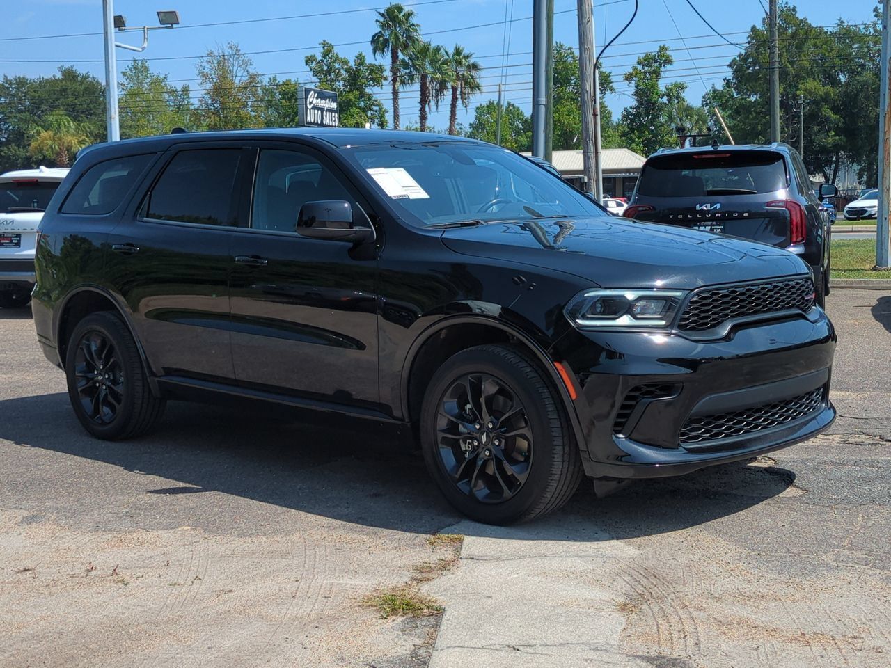 Used 2025 Dodge Durango GT AWD/4WD image 3