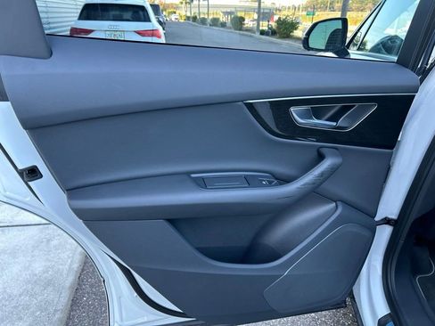 Used 2025 Audi Q7 3.0T Premium w/ Convenience Package image 62