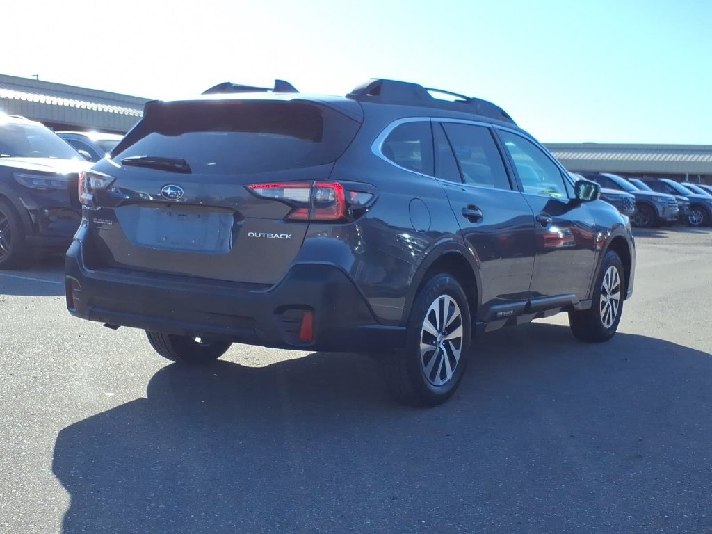 Used 2020 Subaru Outback Premium AWD/4WD image 5