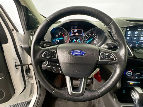 Used 2018 Ford Escape SEL w/ Ford Safe & Smart Package image 17