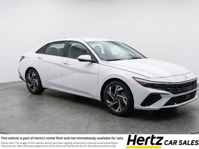 Used 2025 Hyundai Elantra Limited