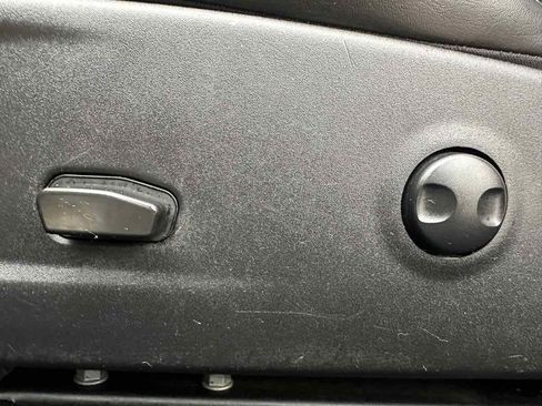 Used 2022 Dodge Challenger R/T w/ Plus Package RWD image 12